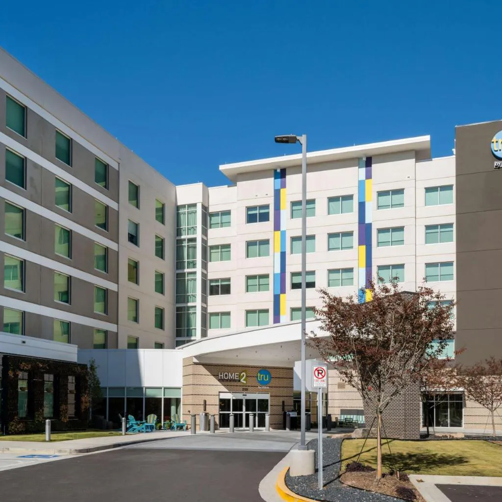 Photograph of Tru By Hilton Atlanta Airport College Park