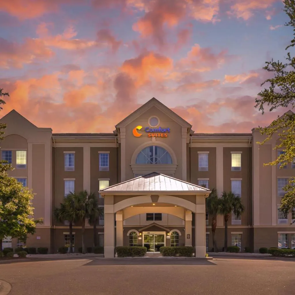 Photograph of Comfort Suites Myrtle Beach Central