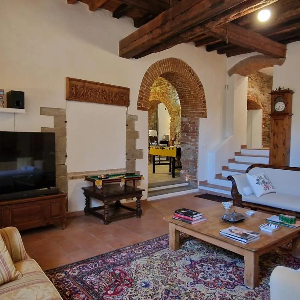 Photograph of IL POZZO DEI DESIDERI FIRENZE