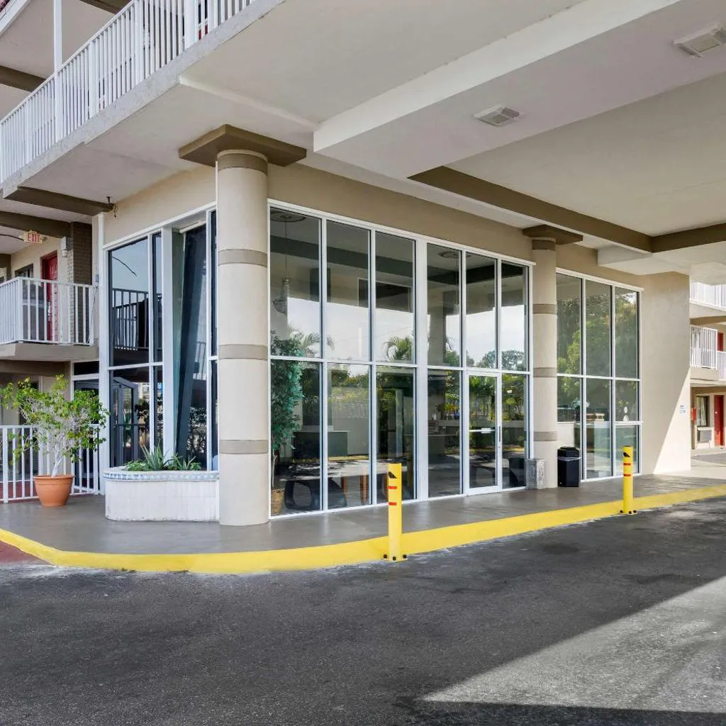 Photograph of Rodeway Inn Clearwater-Largo