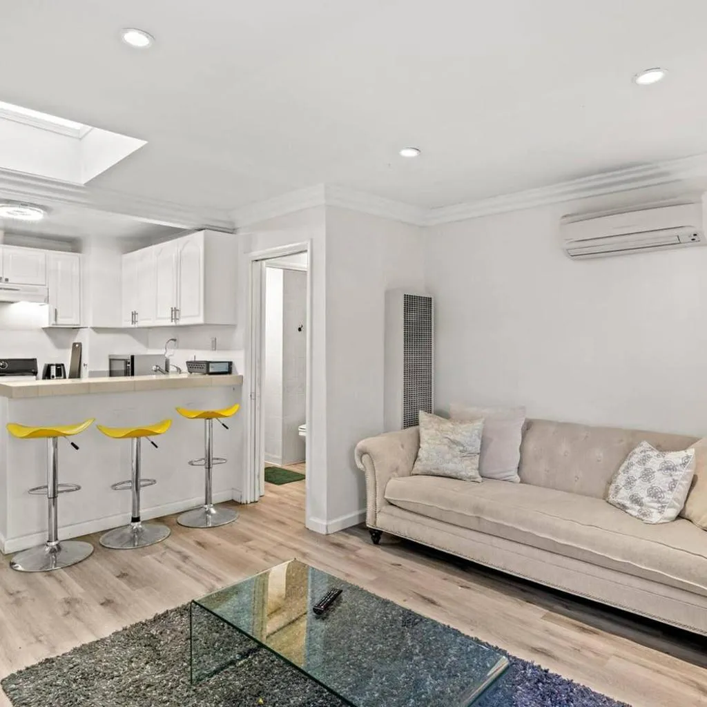 Photograph of Beverly Hills Home Guest House Hot Tub