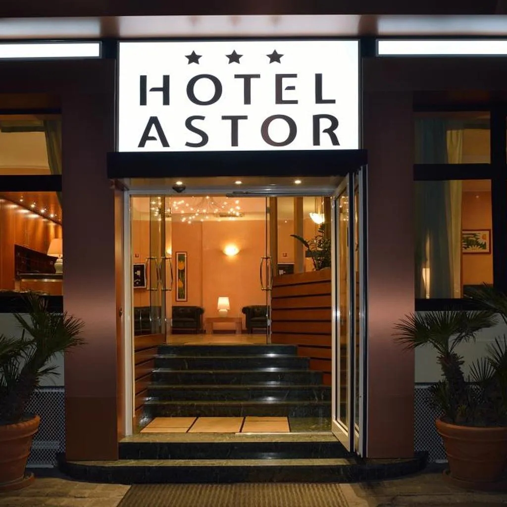 Photograph of Astor Hotel