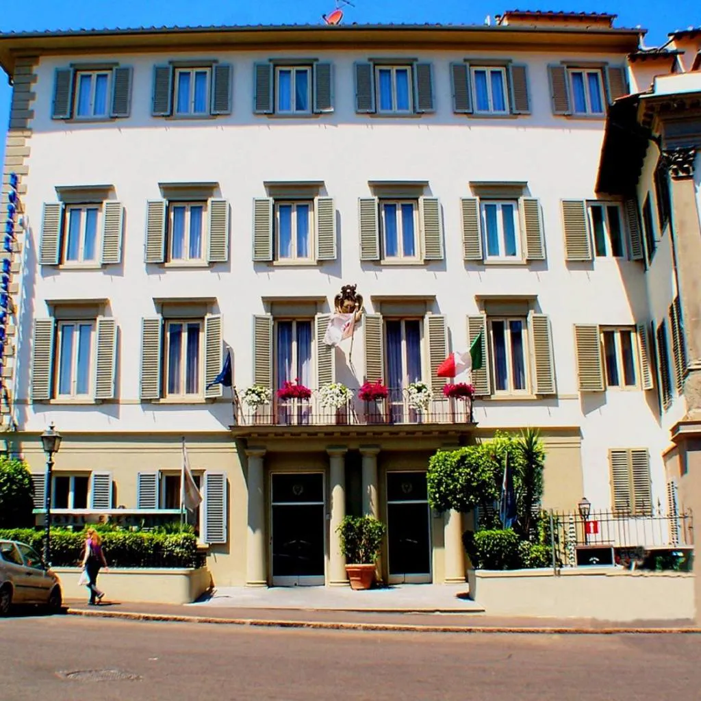 Photograph of Hotel Executive