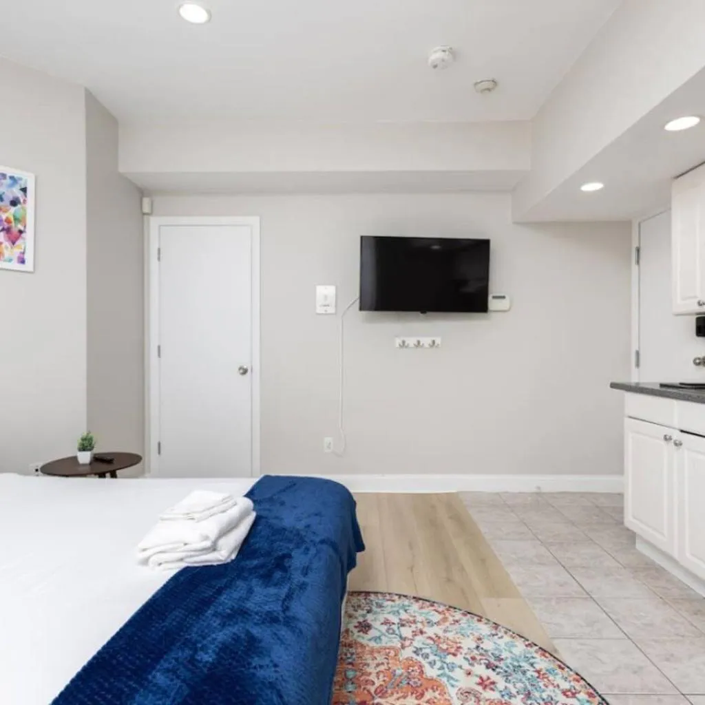 Photograph of Petit Studio in Back Bay