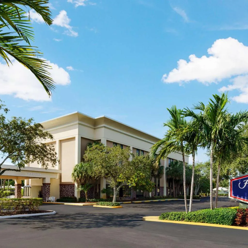 Photograph of Hampton Inn Ft. Lauderdale-Cypress Creek