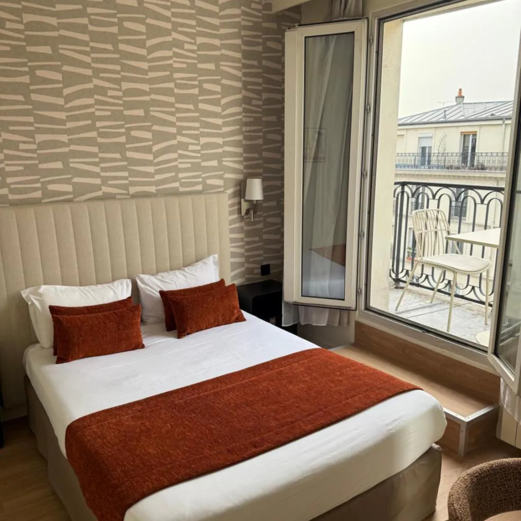 Photograph of Hôtel De Venise