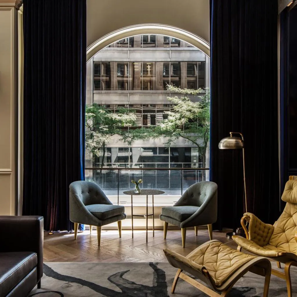 Photograph of Kimpton Gray Hotel Chicago by IHG