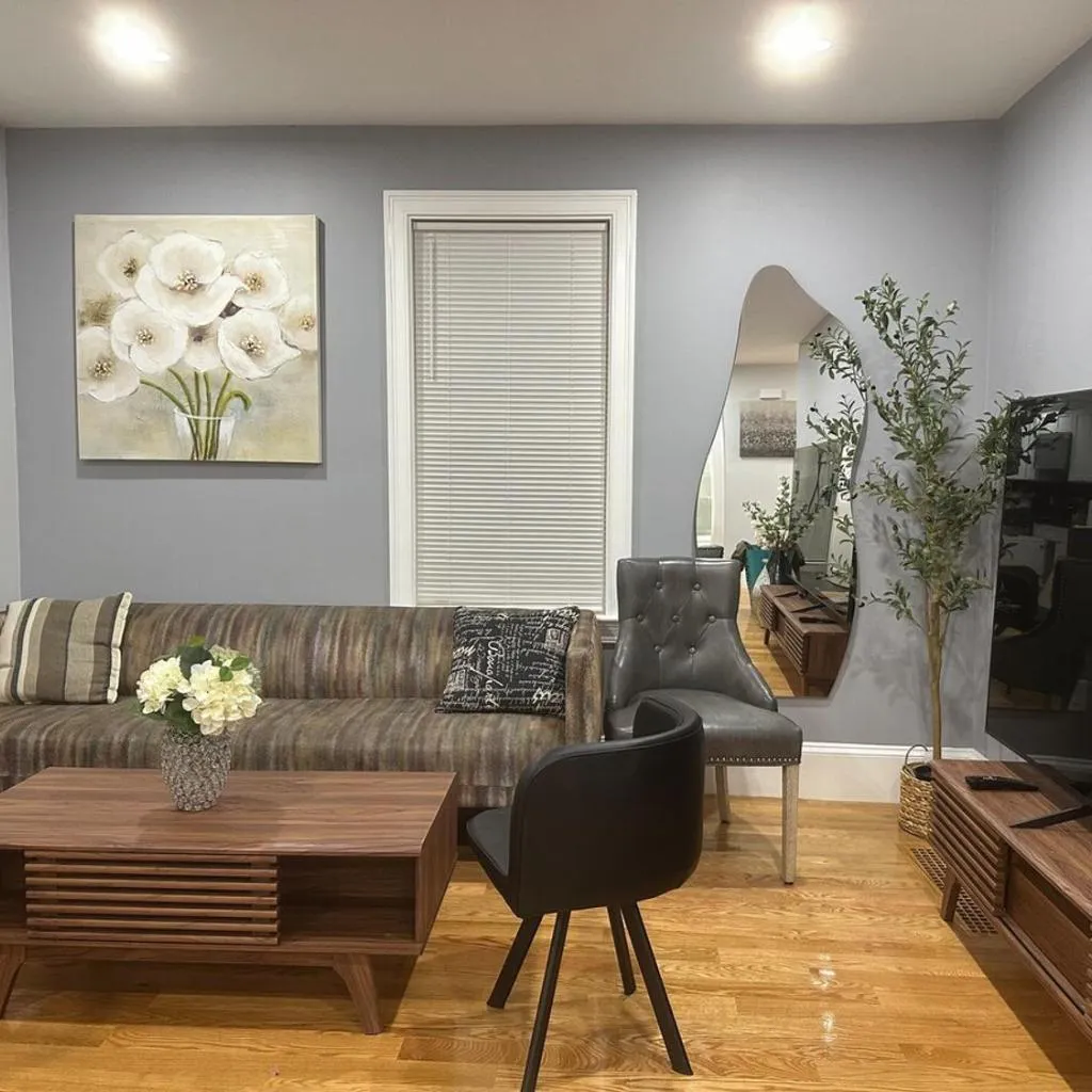 Photograph of 85a Charming Boston Base, 3BR, 2BA Ideal for Families