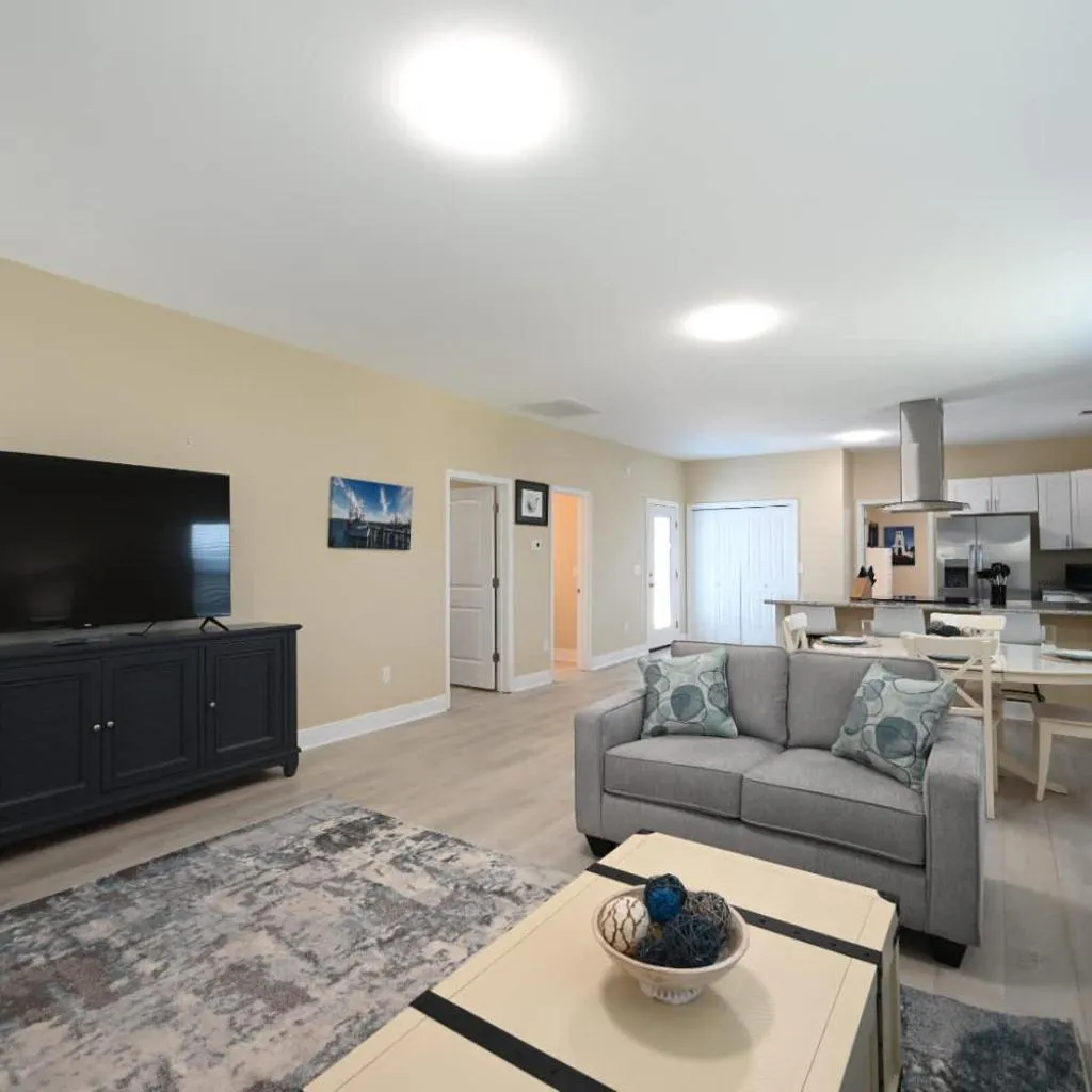 Photograph of Cottage on 10th Cozy Retreat Near Downtown & Beach