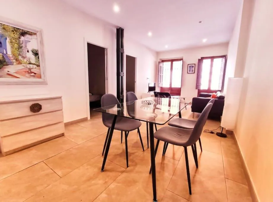 Photograph of Luxury Busto Patio privado Centro