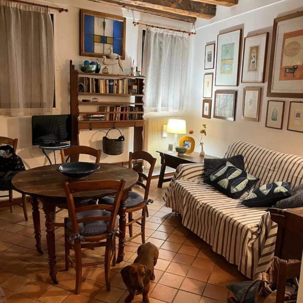 Photograph of Appartamento veneziano piano terra
