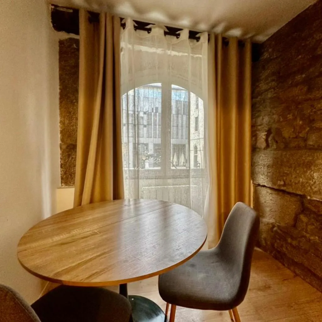 Photograph of APPARTEMENT Centre Ville