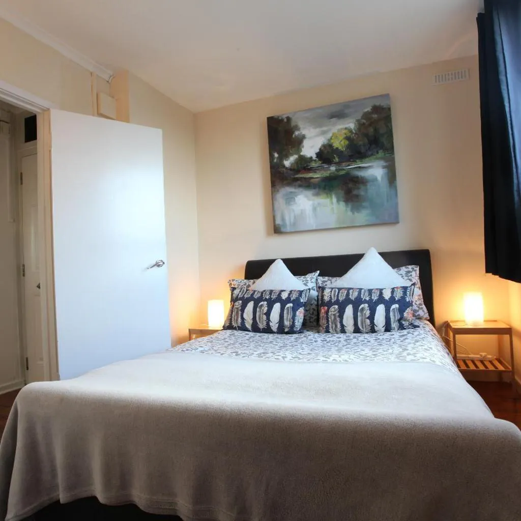 Photograph of Chelsea off Kings Road One Bedroom Apartment with balcony