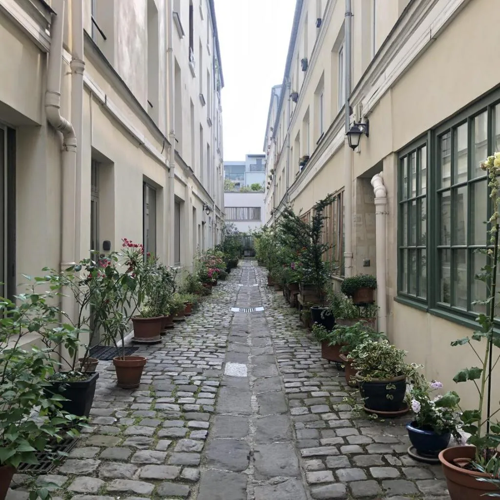 Photograph of Grand Studio Paris Bastille