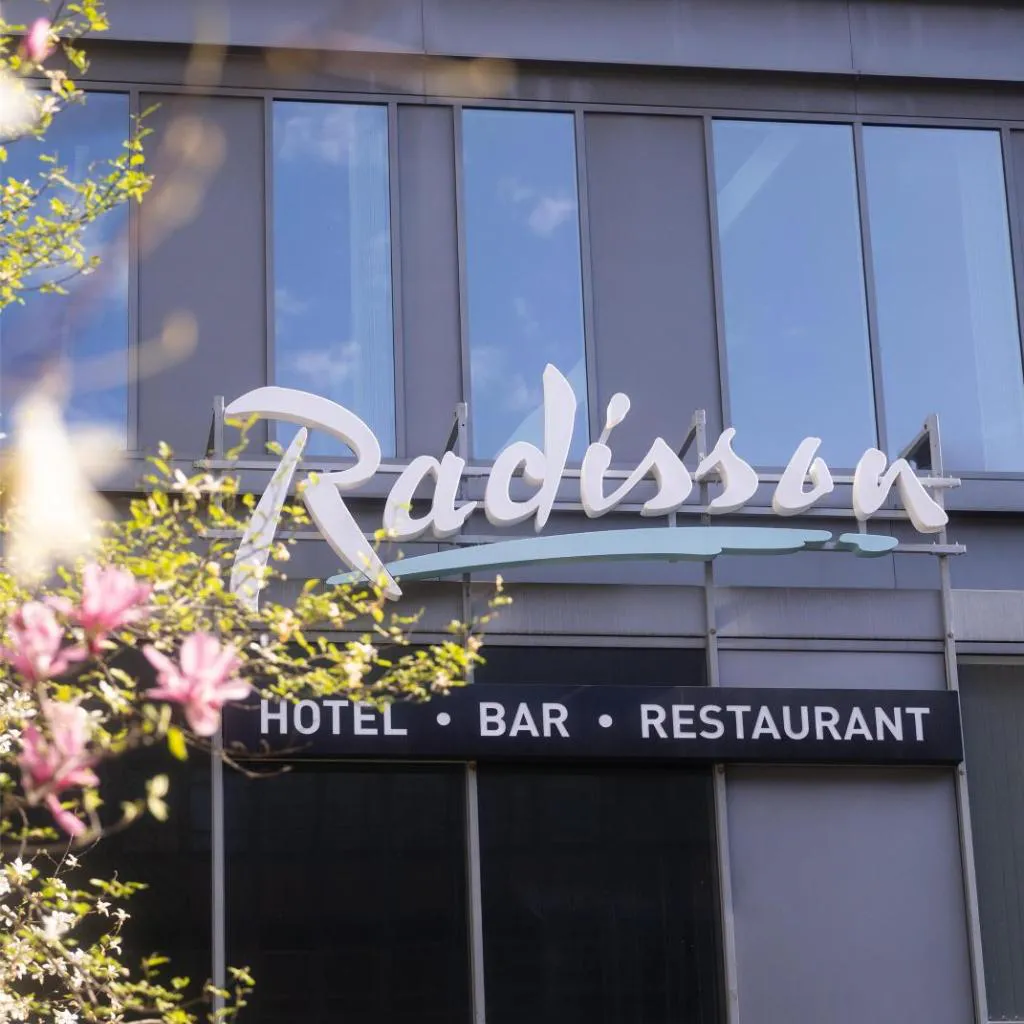 Photograph of Radisson Hotel Brussels Centre Midi