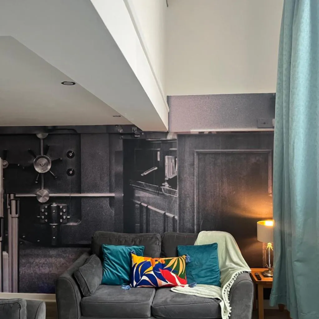 Photograph of 5 Halifax House, apartment 3