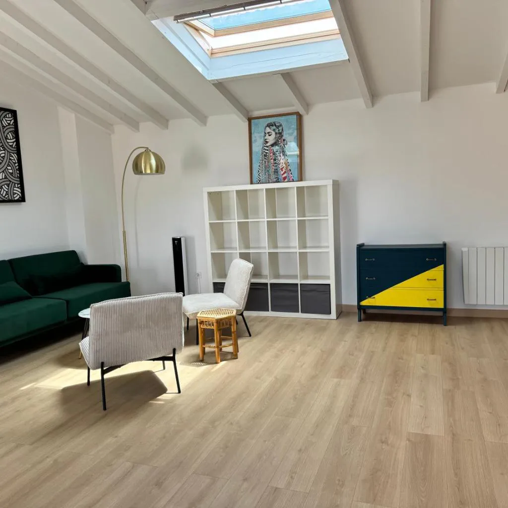Photograph of Bright Family Loft in Marseille 120 m2 3 Bedrooms