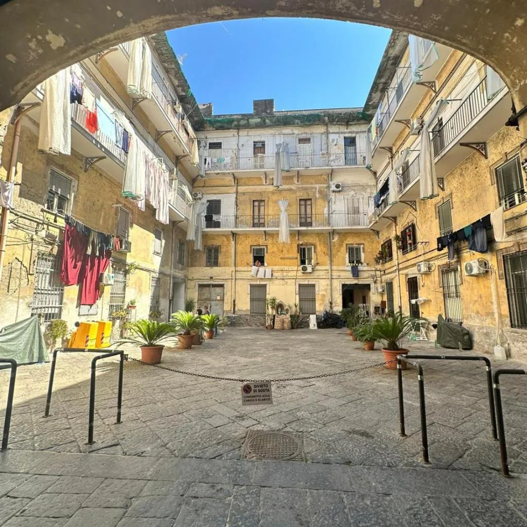 Photograph of HV Suites DECUMANUS