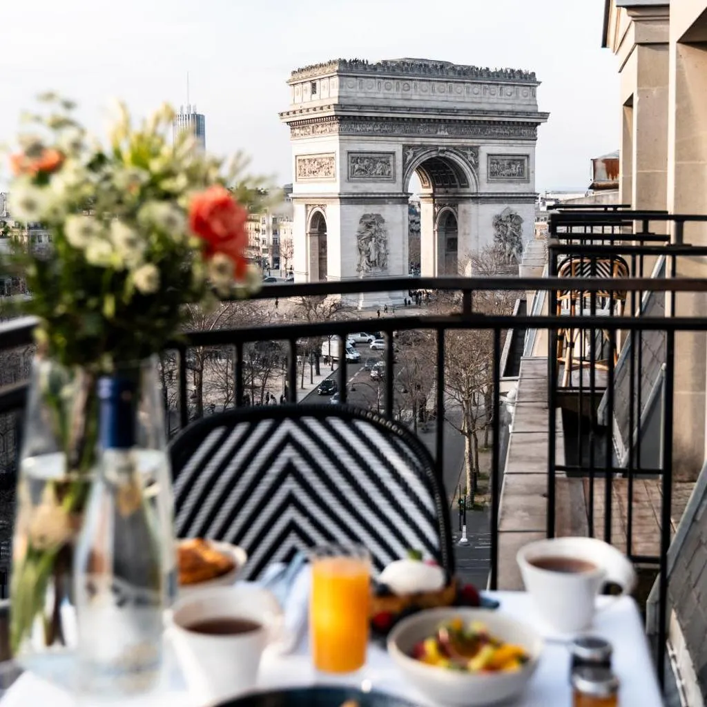 Photograph of Grand Hôtel Champs-Elysées