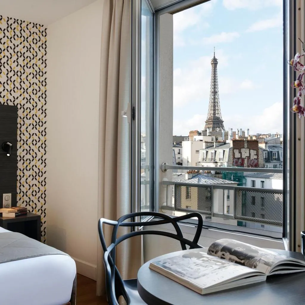 Photograph of Citadines Tour Eiffel Paris