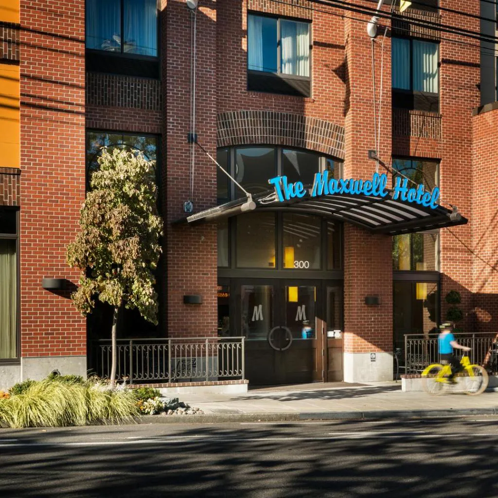 Photograph of Staypineapple, The Maxwell Hotel, Seattle Center Seattle