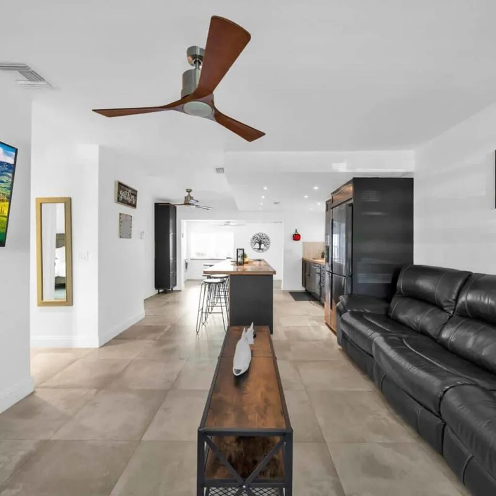 Photograph of Renovated Gem: Prime Spotless Ideal