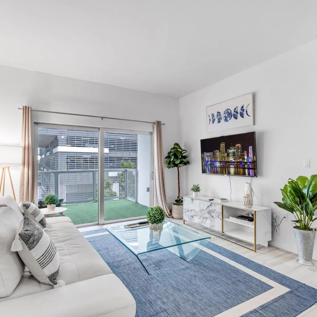Photograph of Lovely Unit Mins from Wynwood with Free Parking