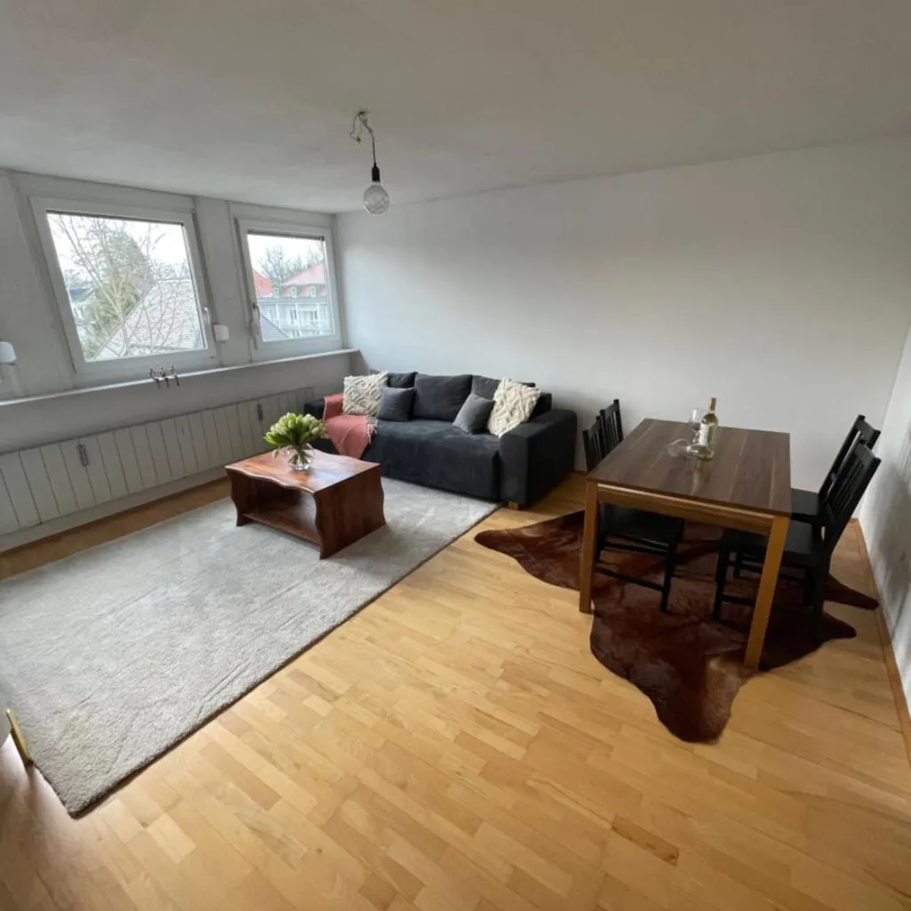 Photograph of Quiet Center Apartment - 10 min to Center & Oktoberfest - Free Parking - near Nymphenburg Palace & Botanical garden