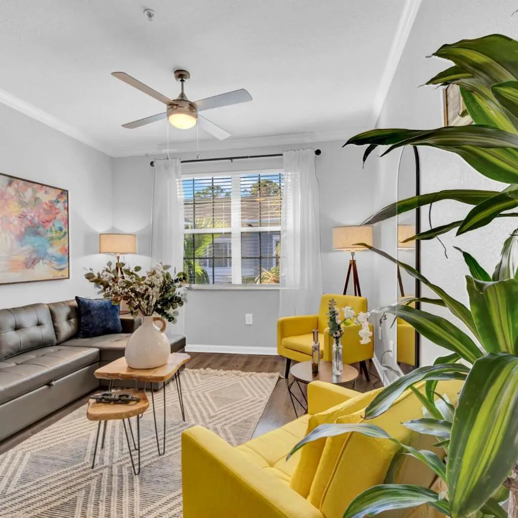 Photograph of Modern 2BR2BA King Bed Pool, Gym #6