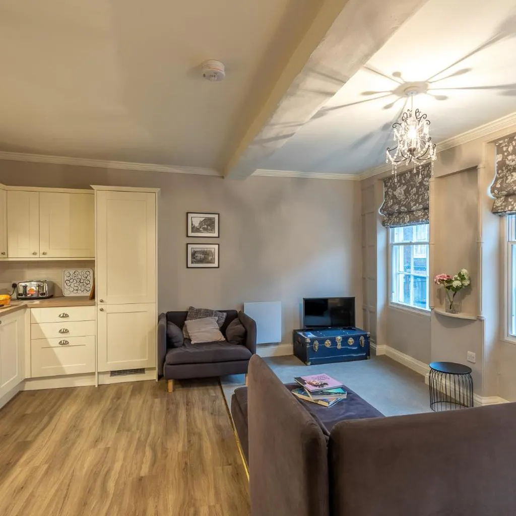 Photograph of Apt 3, 71 Micklegate, YORK