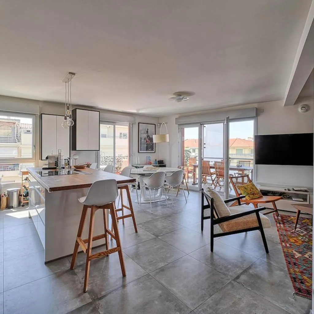 Photograph of Lovely 4-Bedroom Family Apartment in Central Nice