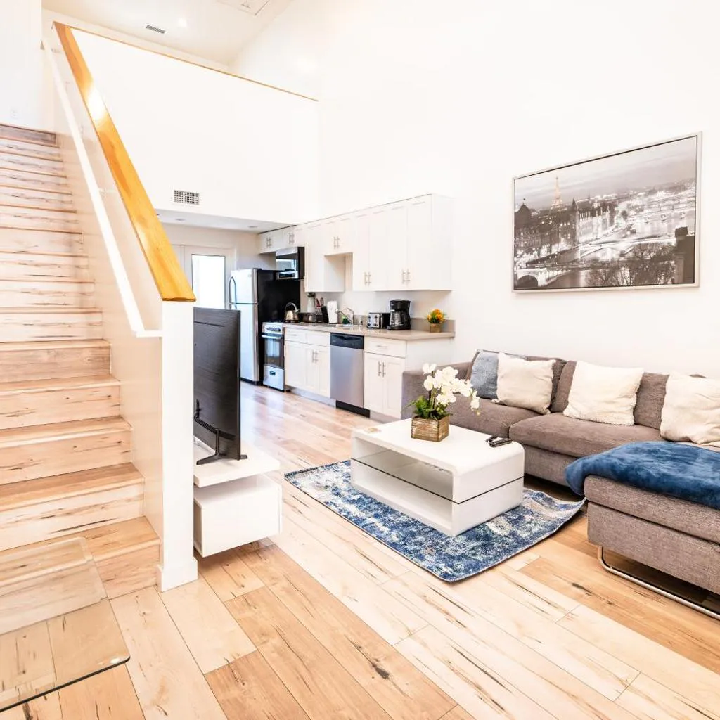 Photograph of Stylish Loft in Hollywood Koreatown Area with Parking