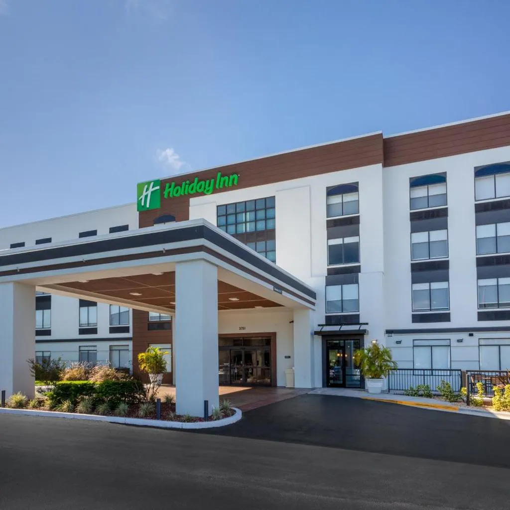 Photograph of Holiday Inn - Tampa North by IHG