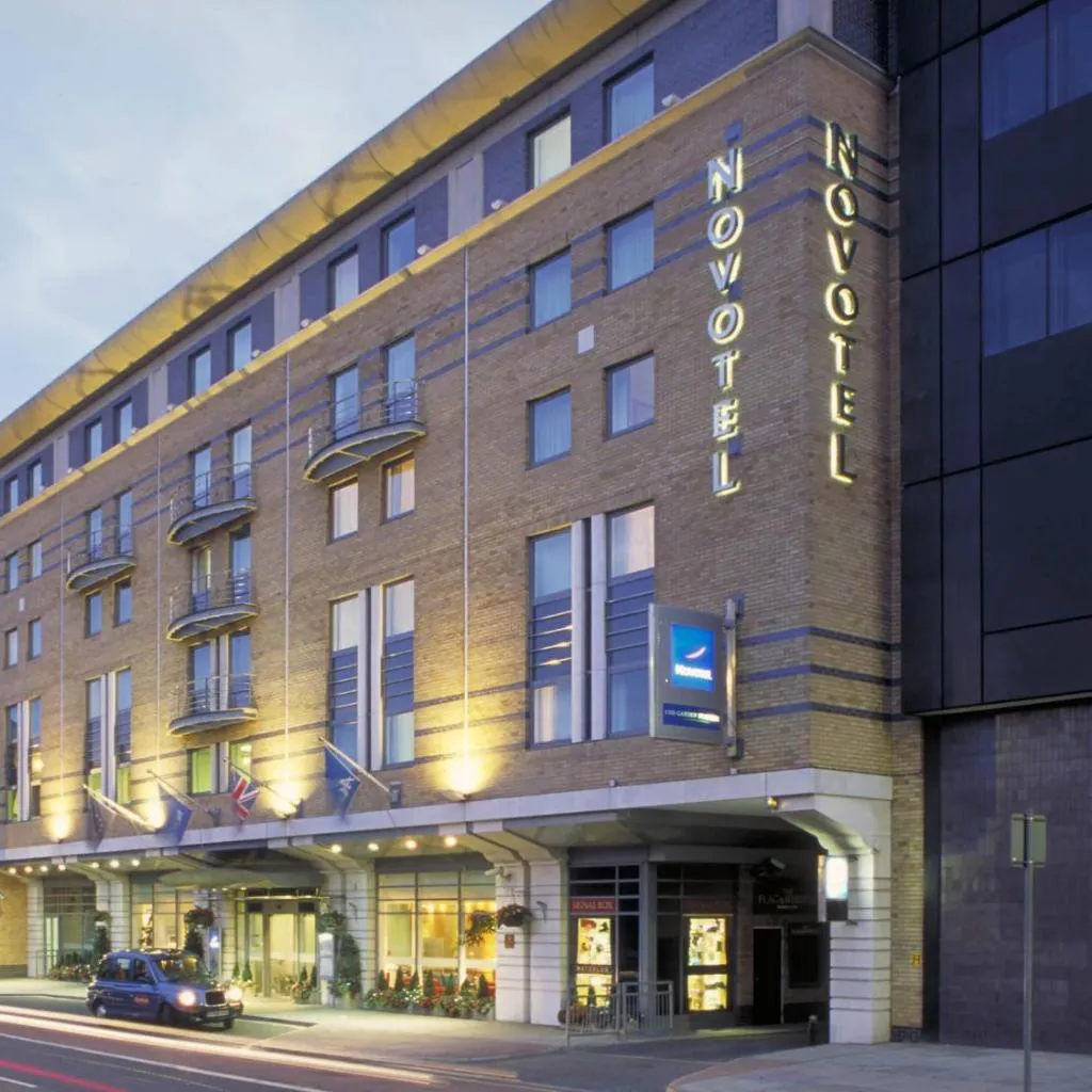 Photograph of Novotel London Waterloo