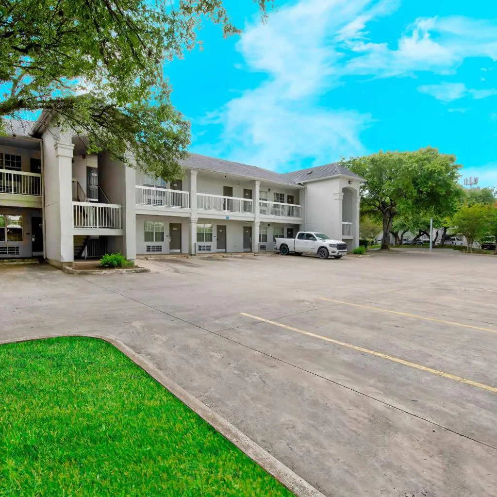 Photograph of Studio 6-San Antonio, TX - Medical Center
