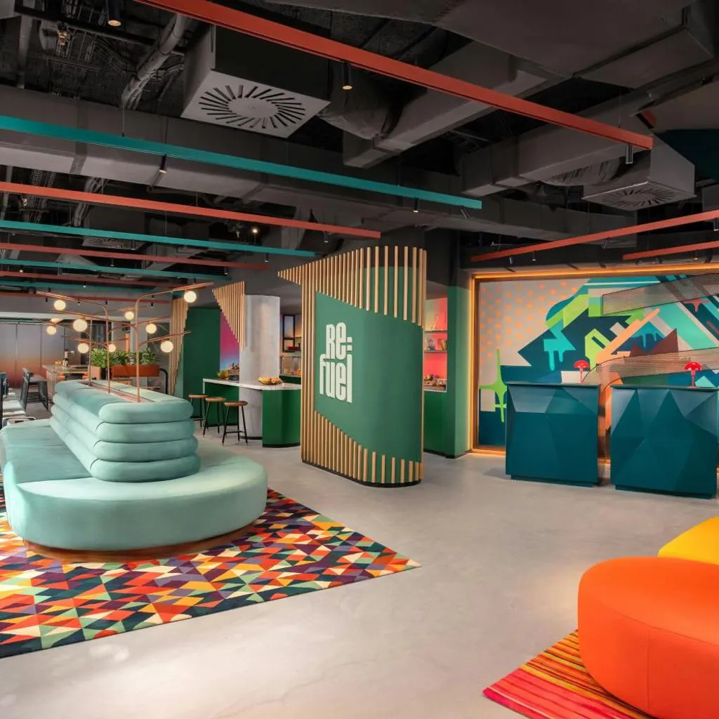 Photograph of Aloft by Marriott Madrid Gran Via