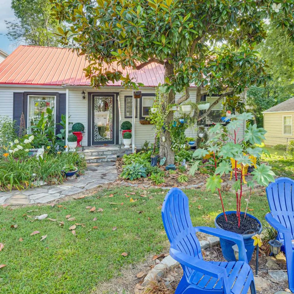 Photograph of 'NashVegas Getaway' w/ Hot Tub Near Broadway