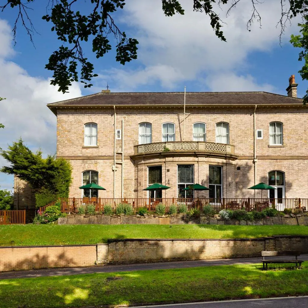 Photograph of Elmbank York, Tapestry Collection by Hilton