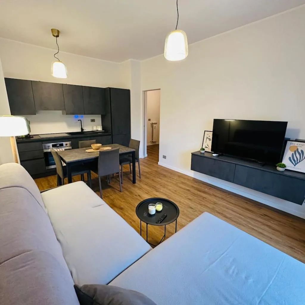 Photograph of Cassala 45 - Appartamento di design ristrutturato, 2 camere, Navigli Milano