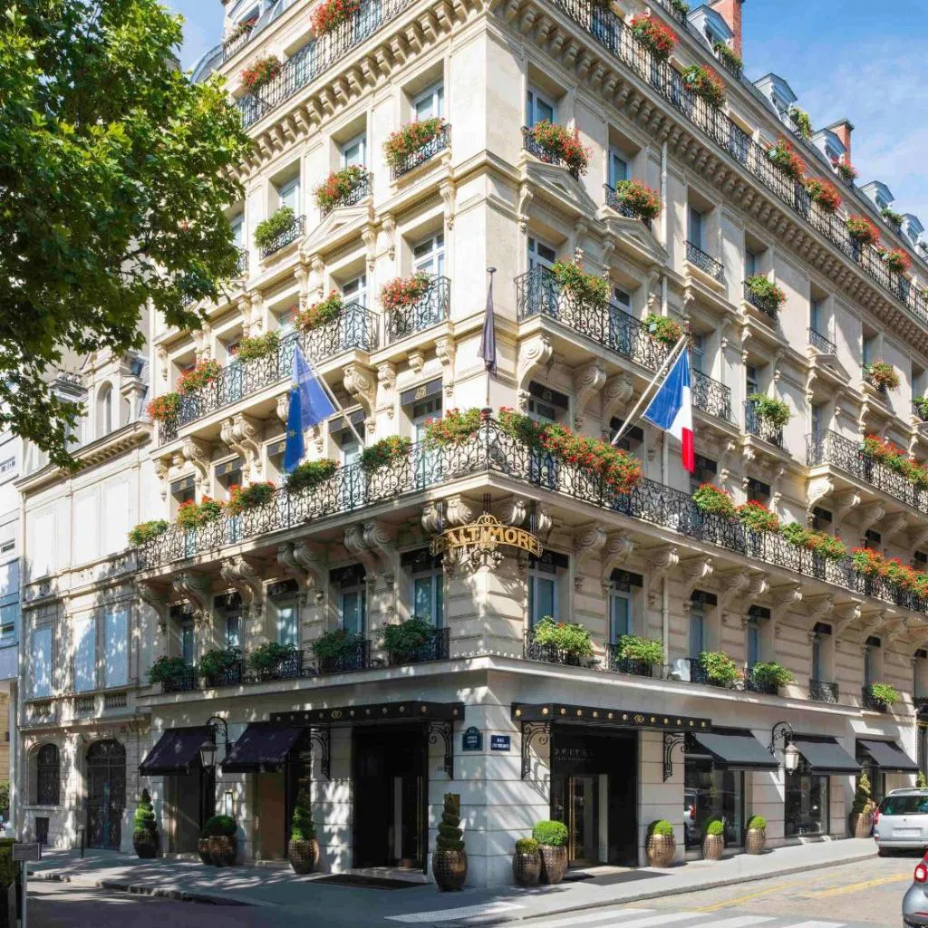 Photograph of Sofitel Paris Baltimore Tour Eiffel