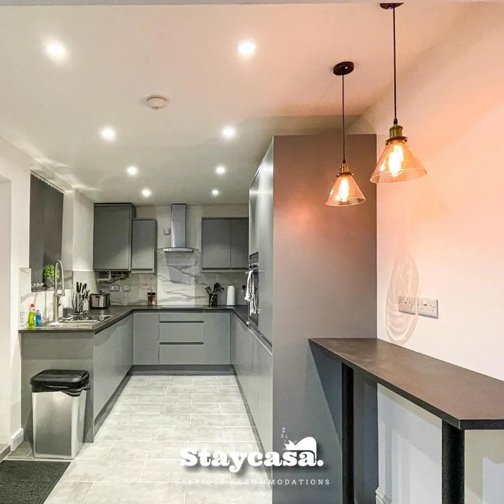 Photograph of Princess Hideout 5min to City with Street Parking