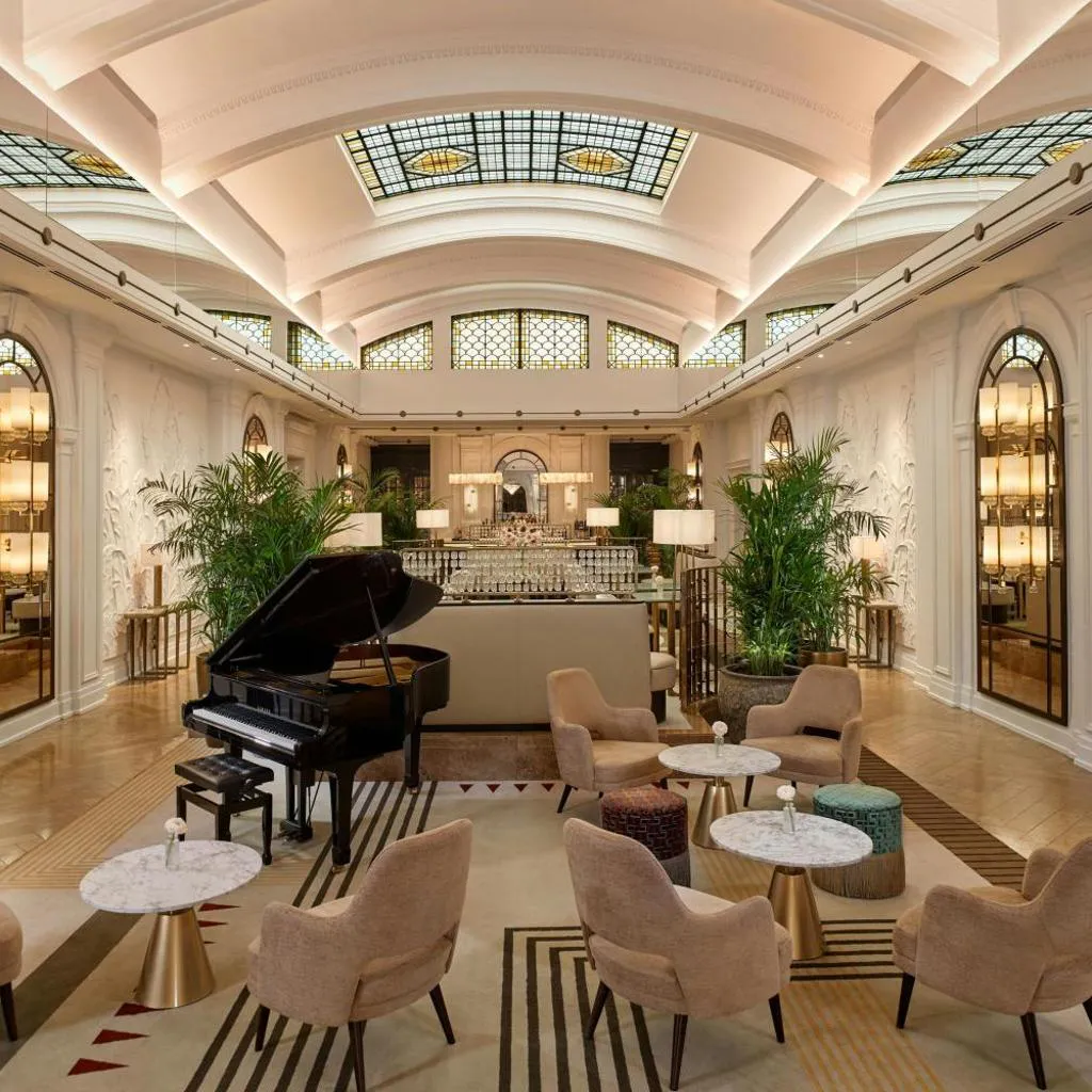 Photograph of Sheraton Grand London Park Lane