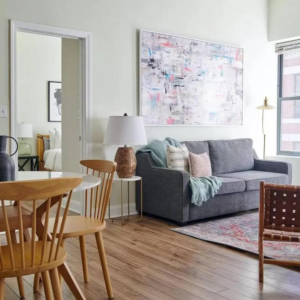 Photograph of Lavish FIDI 2br 2ba Close to everything