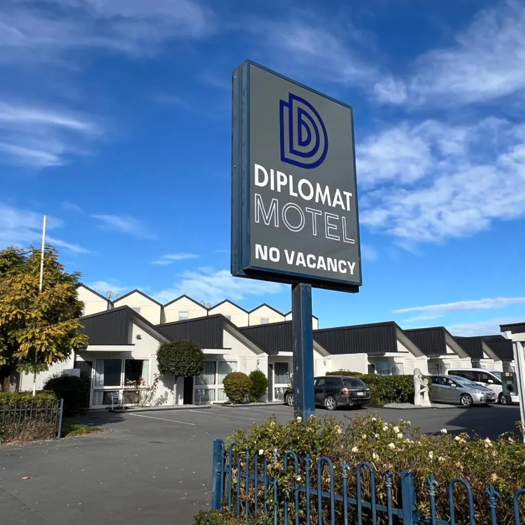 Photograph of Diplomat Motel