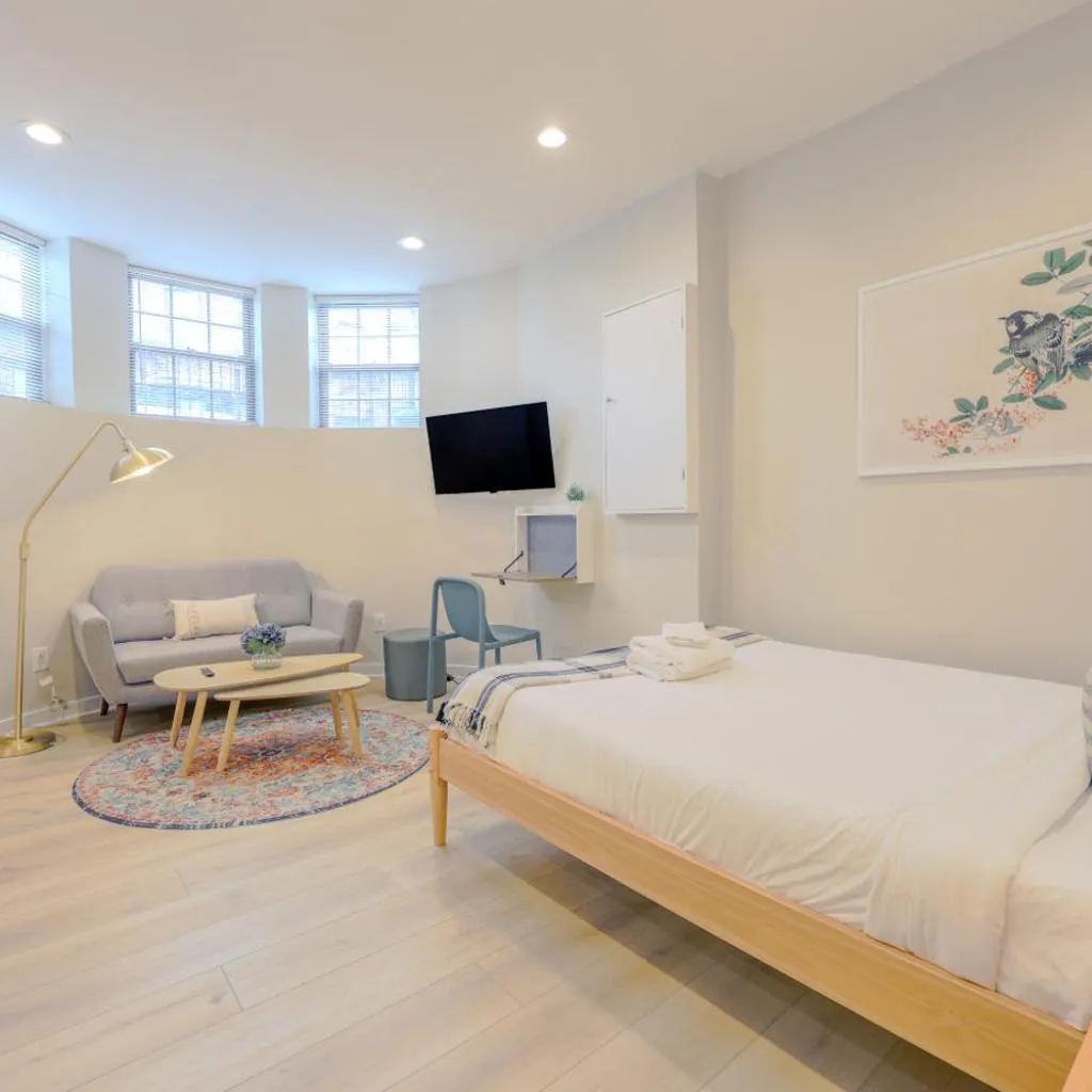 Photograph of Blissful South End Studio