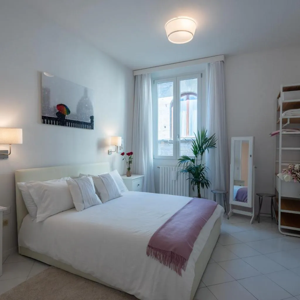 Photograph of Belle Donne Apartment