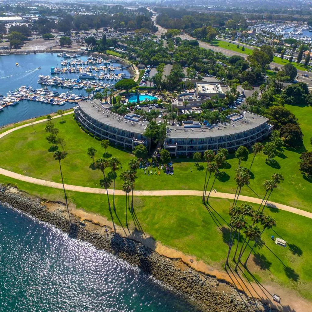 Photograph of The Dana on Mission Bay