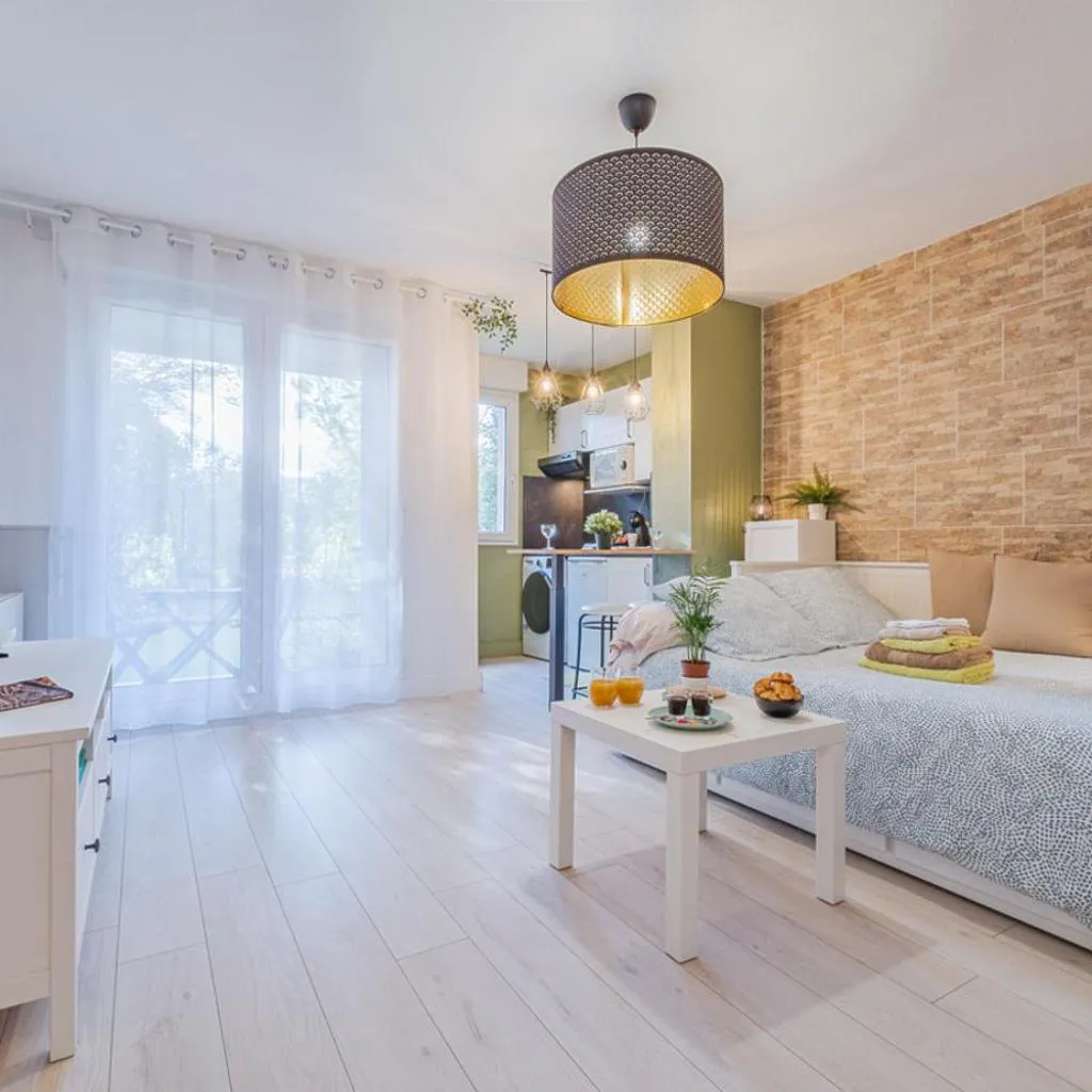 Photograph of Les Elfes - avec entrée autonome, clim neuve, jardin, parking privé & gourmandises offertes ! -