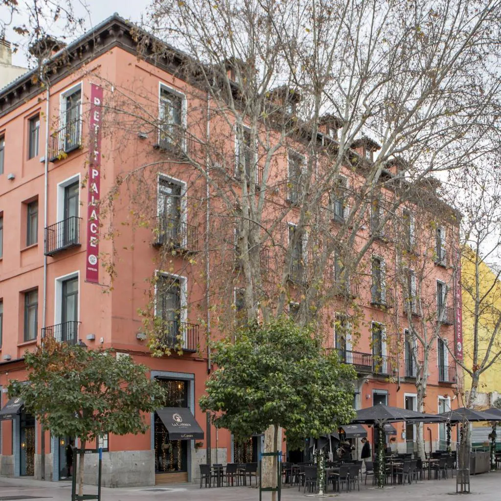 Photograph of Petit Palace Plaza del Carmen