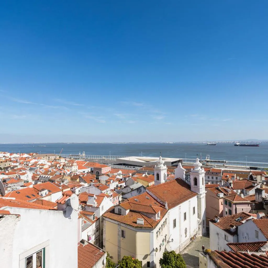 Photograph of Alfama Loft Studio Loft Apartment w/ River View - by LU Holidays